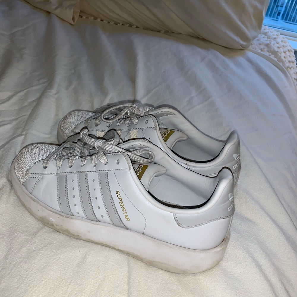 Adidas Superstar platform